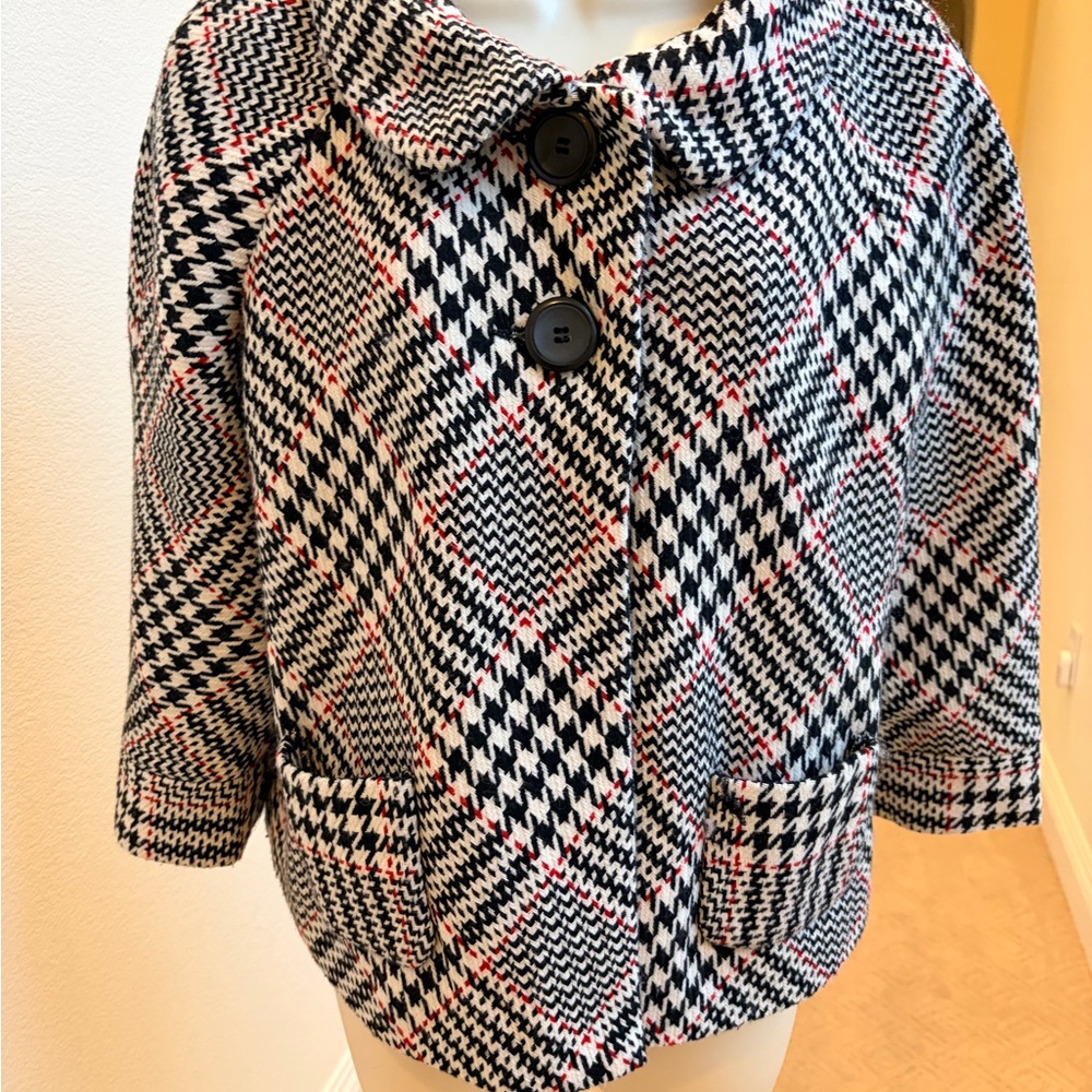 Allison Taylor Black, White & Red Houndstooth Plaid Coat/Blazer.
